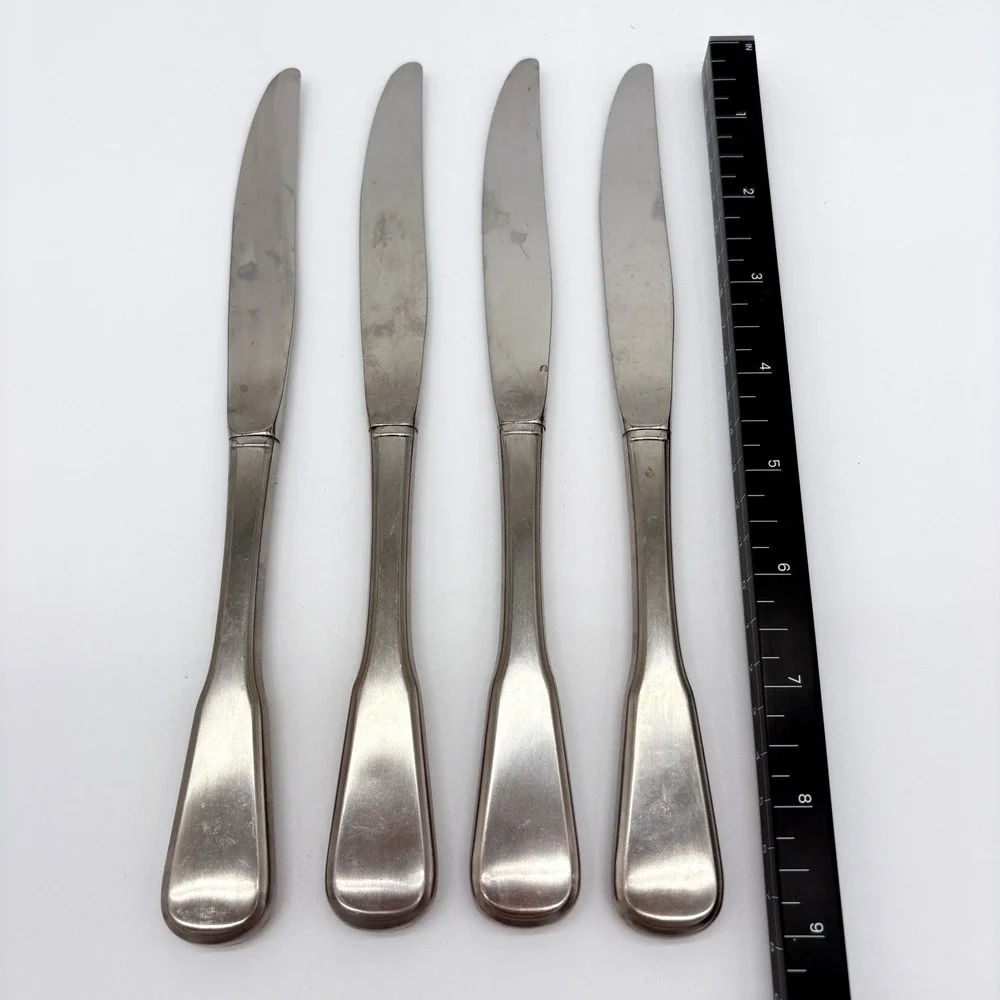 Oneida Deluxe Independence Stainless Steel Set of 4 Dinner Knives